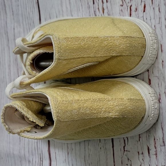 CONVERSE ALL STARS ButterYellow High-Top Sneakers Women's Size 7 - Picture 6 of 9